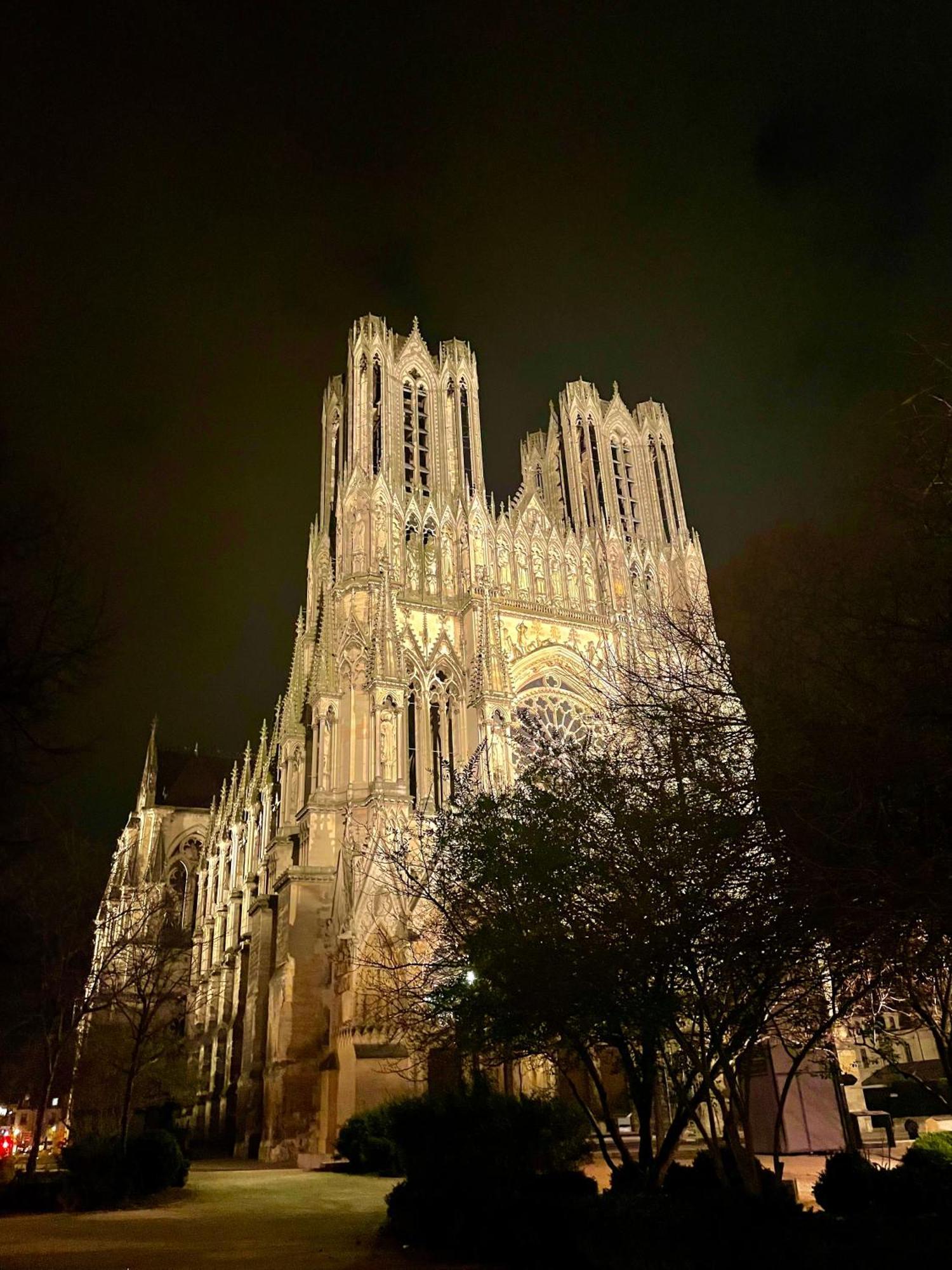 Champagne Des Anges - Proche Cathedrale De Reims Apartment Exterior photo